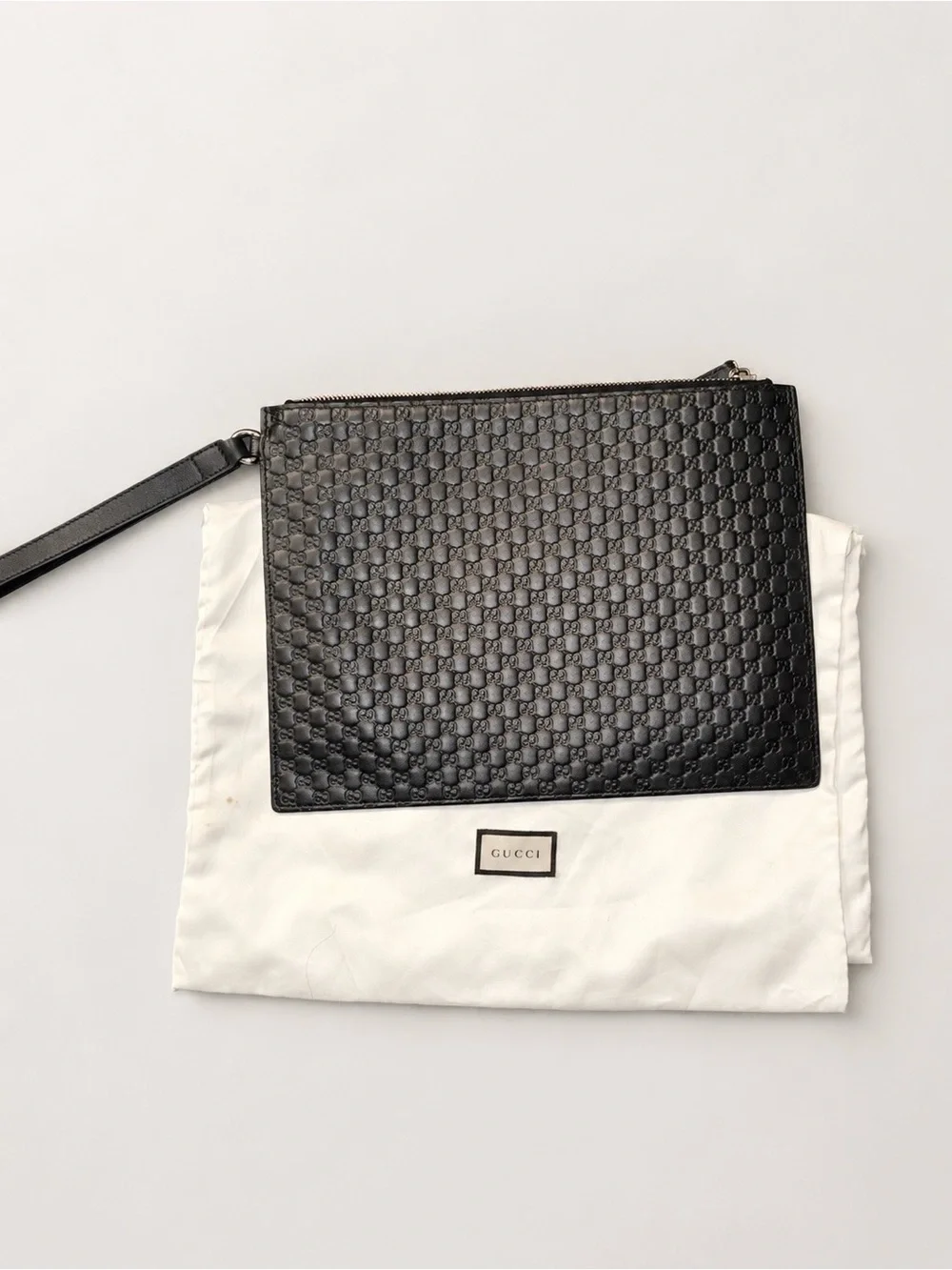 Gucci Microguccissima Clutch